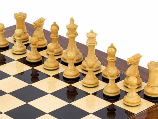 Ensemble "Elegant" Echiquier en Racine de Palissandre et Bois d'Erable & Jeu d'Echecs en Bois d'Ebène